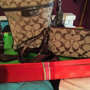 Coach Brown Signature Crossbody Bag w/Free wristle